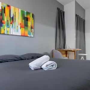 le-nid-lyonnais-montchat.hotels-rhonealpes.com/